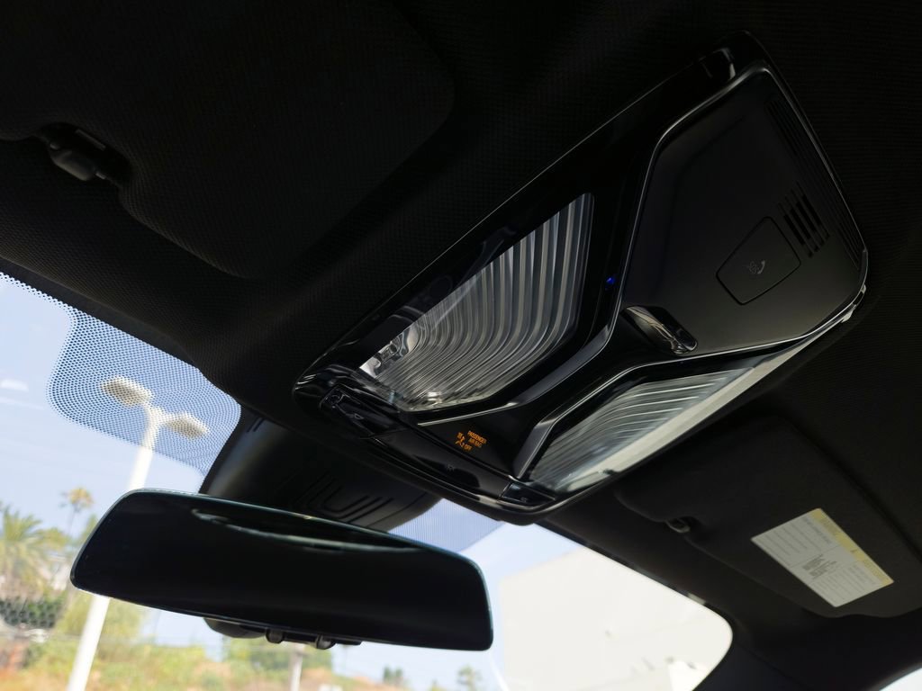 Used 2025 Black Sapphire Metallic BMW 840i image 14