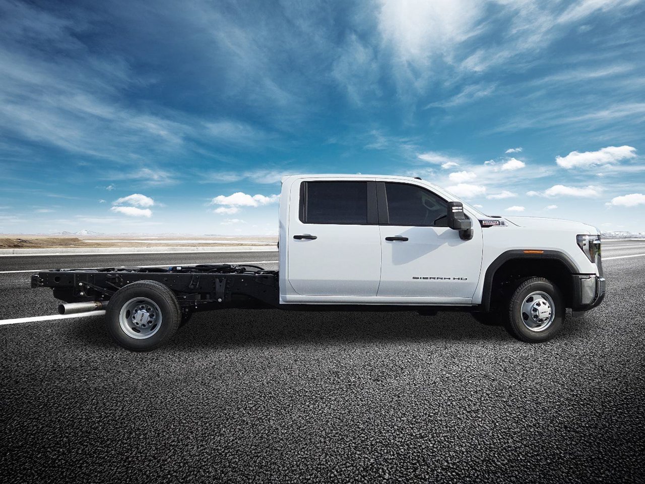 New 2026 Summit White GMC Pro image 19