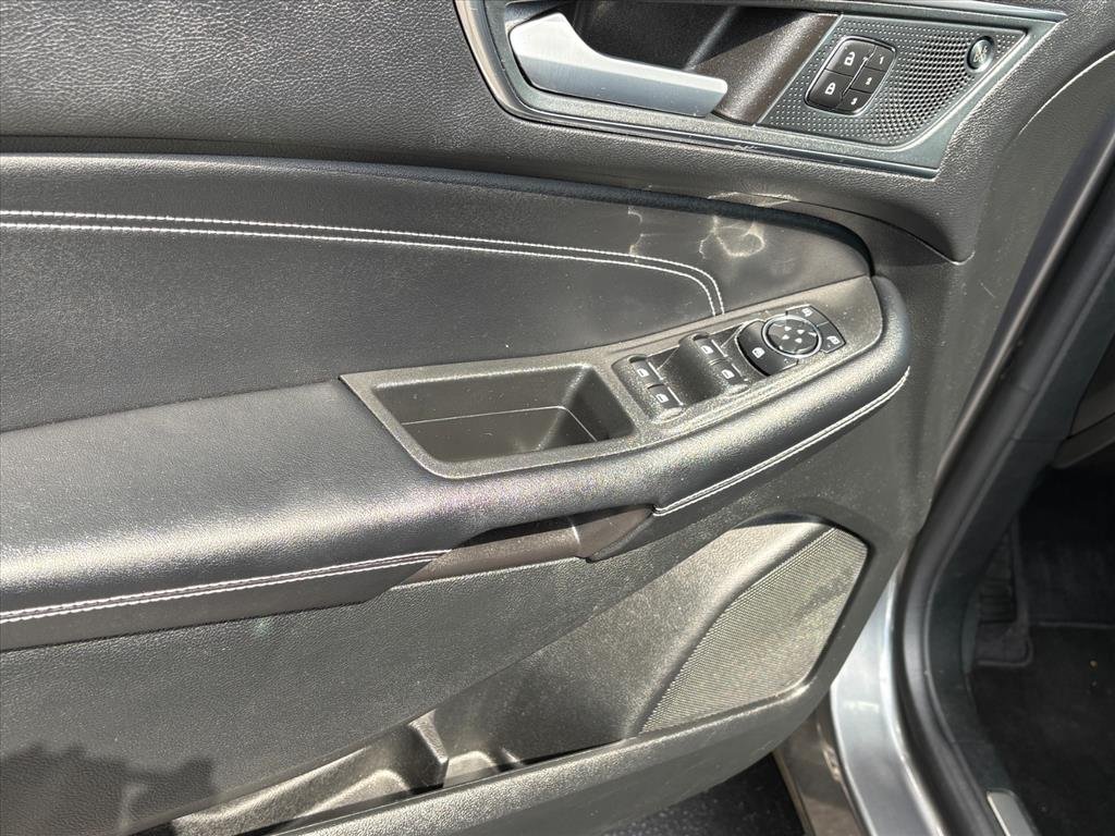 2024 Ford Edge Titanium - Photo 21