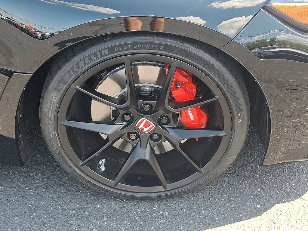Certified Used 2023 Crystal Black Pearl Honda TYPE R image 39