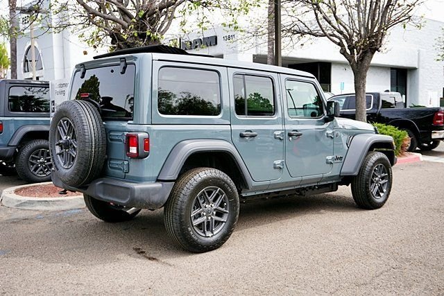 New 2026 Anvil Clear-Coat Exterior Paint Jeep Sport S image 9