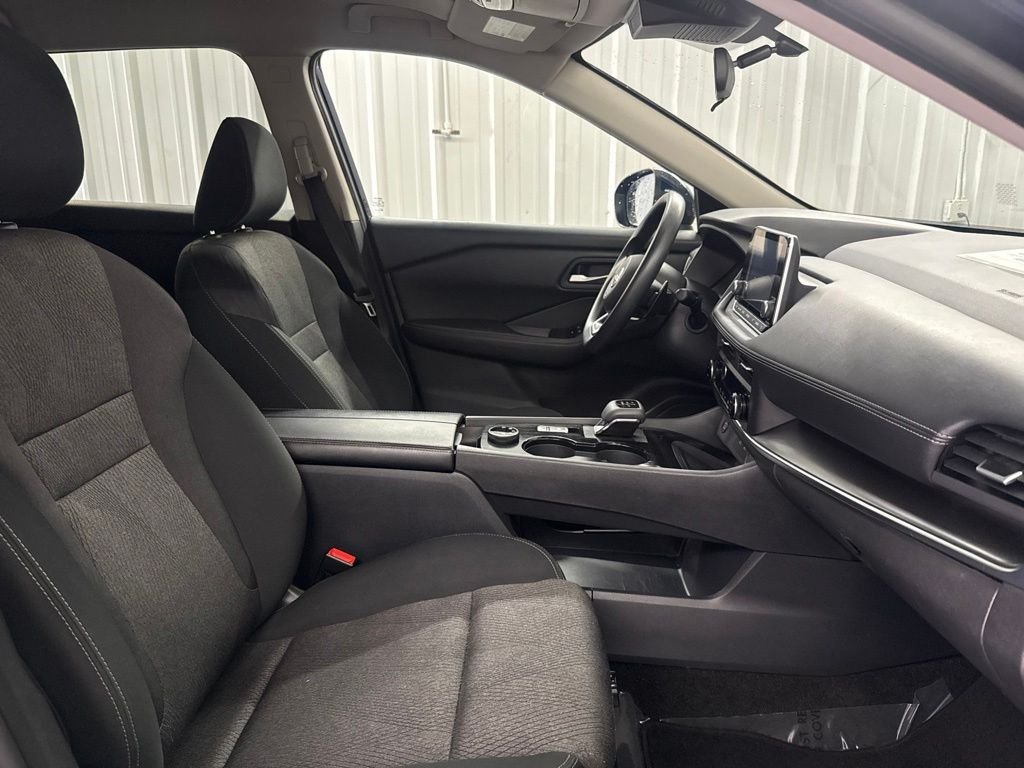 Used 2024 Deep Ocean Blue Pearl Nissan SV image 21