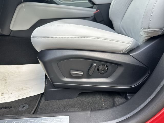 New 2026 Rapid Red Metallic Tinted Clearcoat Ford Platinum™ image 16