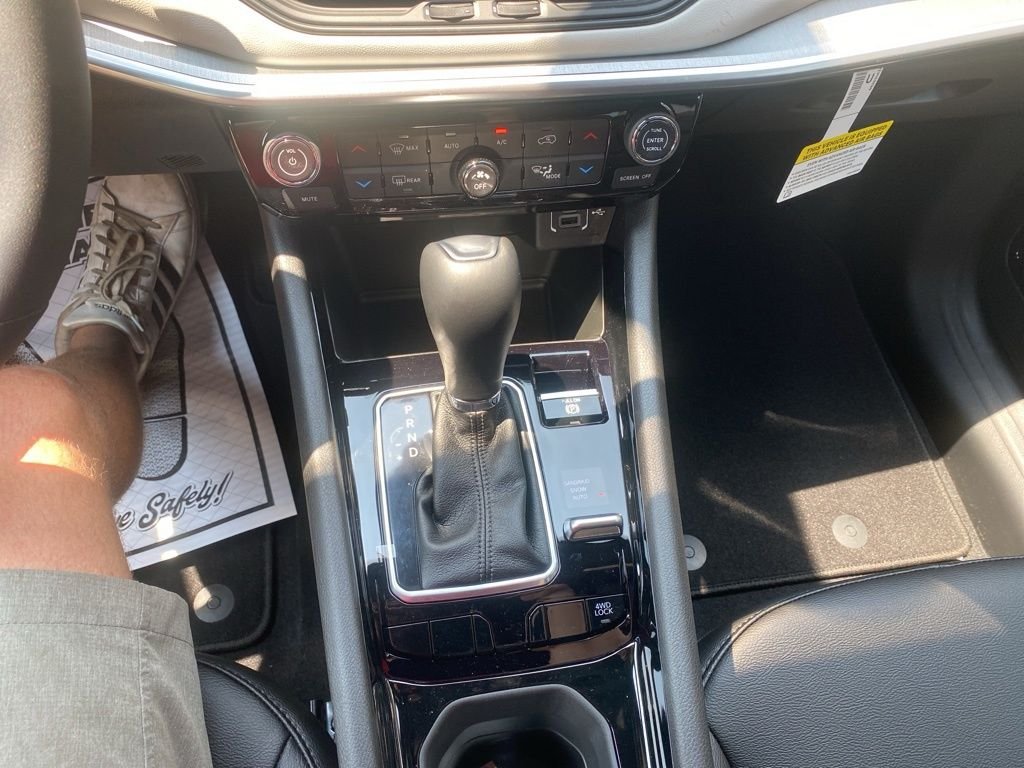 2025 Jeep Compass Limited - Photo 22