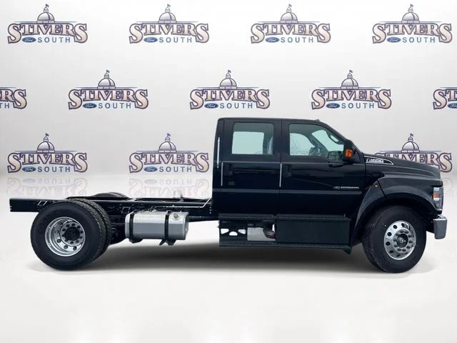 New 2026 Black Ford 16FT Dump image 2