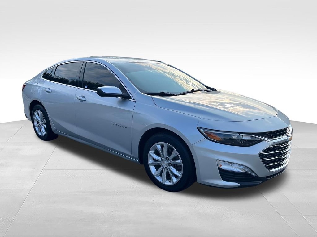 Used 2022 Silver Chevrolet LT image 7