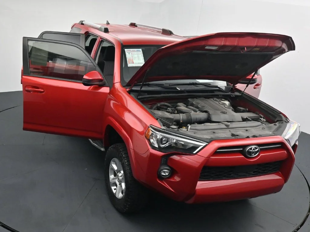 Used 2022 Red Toyota SR5 image 38