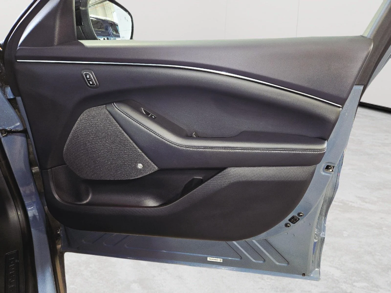 Used 2024 Vapor Blue Ford Premium image 60