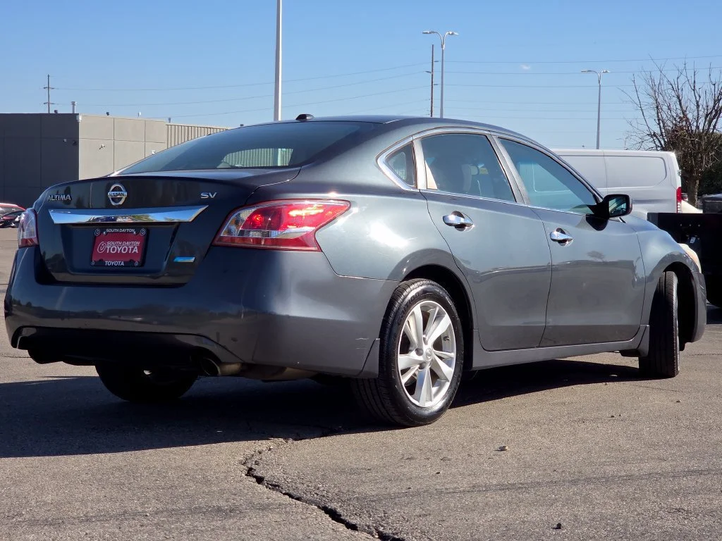 Used 2013 Metallic Slate Nissan 2.5 SV image 21