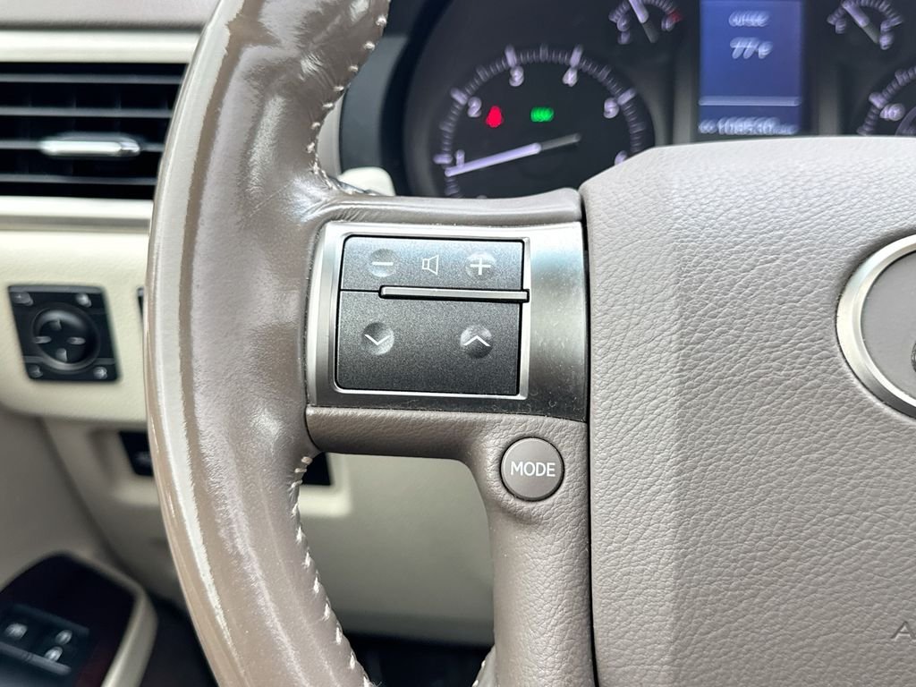 Used 2018  Lexus 460 image 21