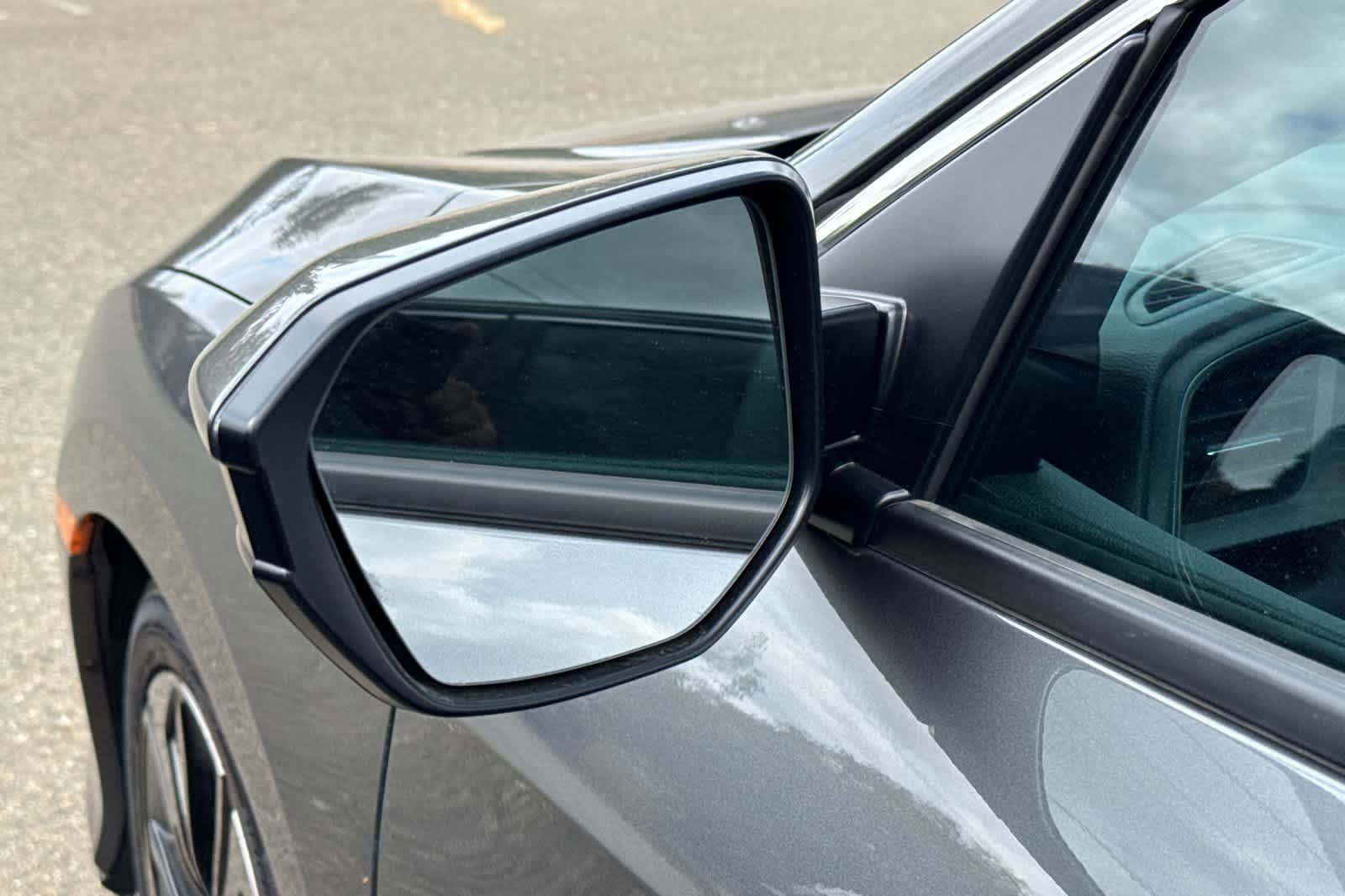 Used 2019 Polished Metal Metallic Honda EX image 20