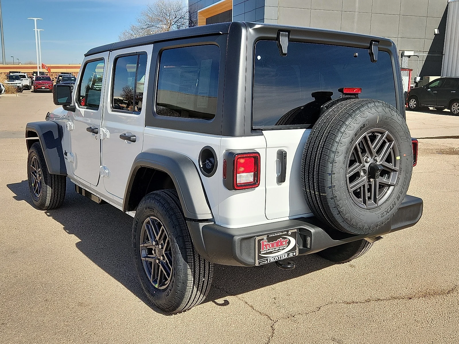 New 2026 Bright White Clear-Coat  Paint Jeep 4-DOOR SPORT S image 3