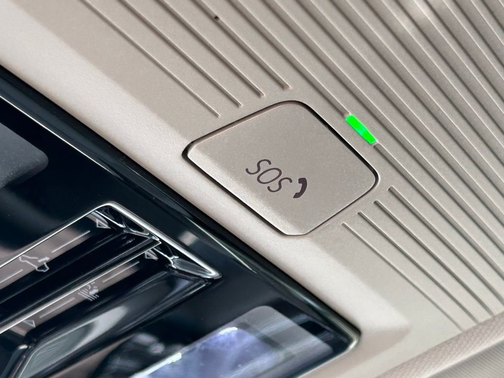 New 2026 White/off-white Volkswagen 2.0T SEL Premium R-Line image 29