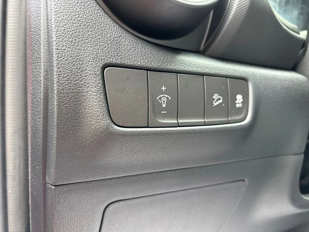 Used 2023 Red Hyundai SEL image 16