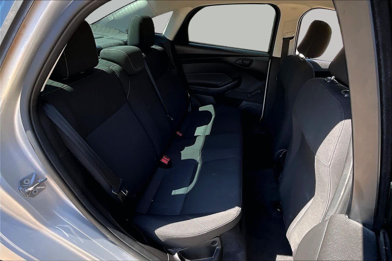 Used 2015 Ingot Silver Ford S image 18