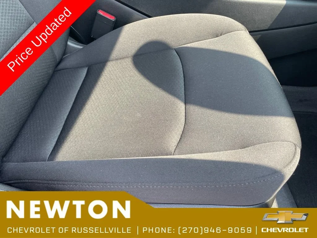 Used 2025 Mosaic Black Metallic Chevrolet RS image 22