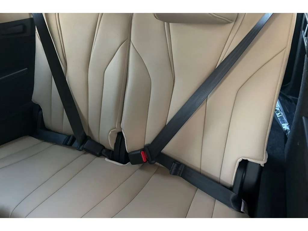 New 2026 Platinum White Pearl Acura SH-AWD image 12