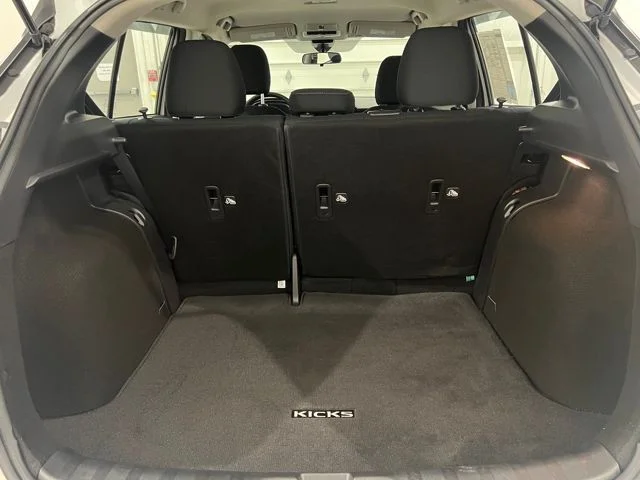 Used 2024 White Nissan SV image 19