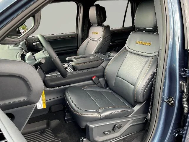 New 2027 Nocturnal Blue Metallic Ford Tremor® image 61