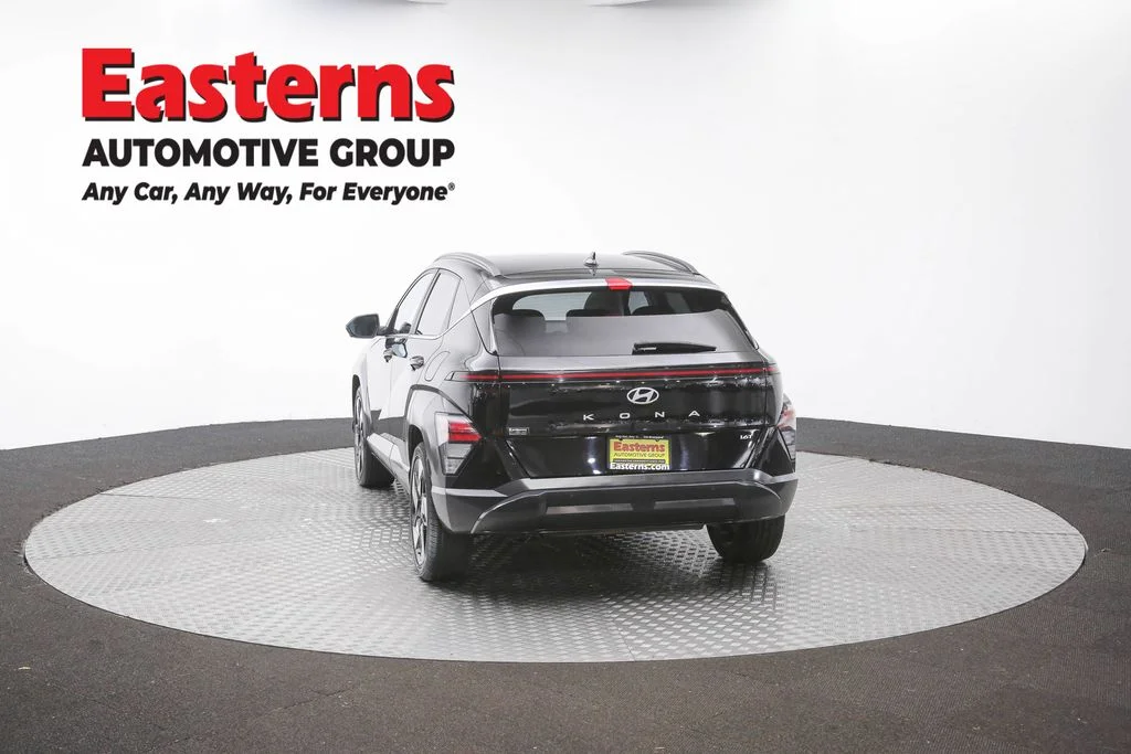 Used 2024 Black Hyundai Limited image 38