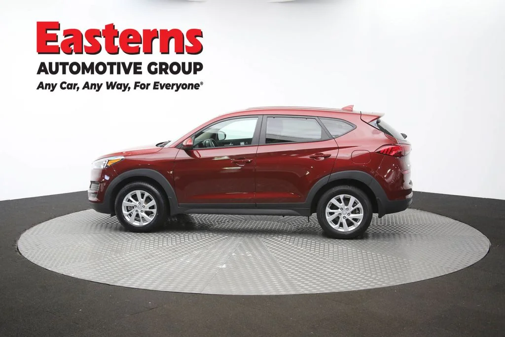 Used 2020 Red Hyundai SE image 60
