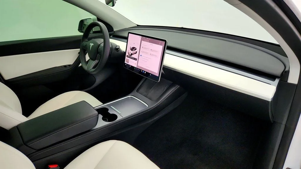 Used 2021 Pearl White Multi-Coat Tesla Long Range AWD w/ Acceleration Boost image 30