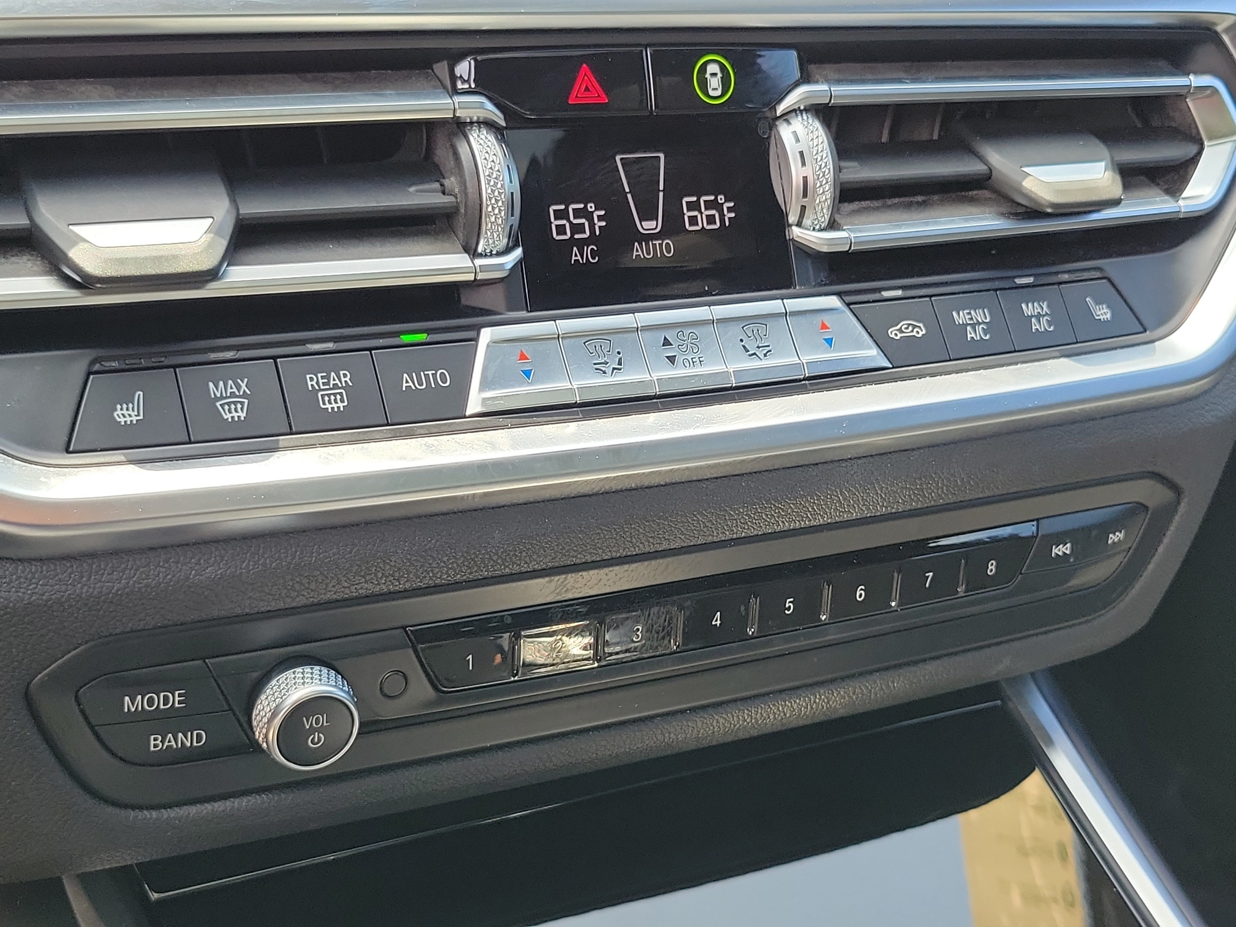 Used 2019 Jet Black BMW 330i image 28