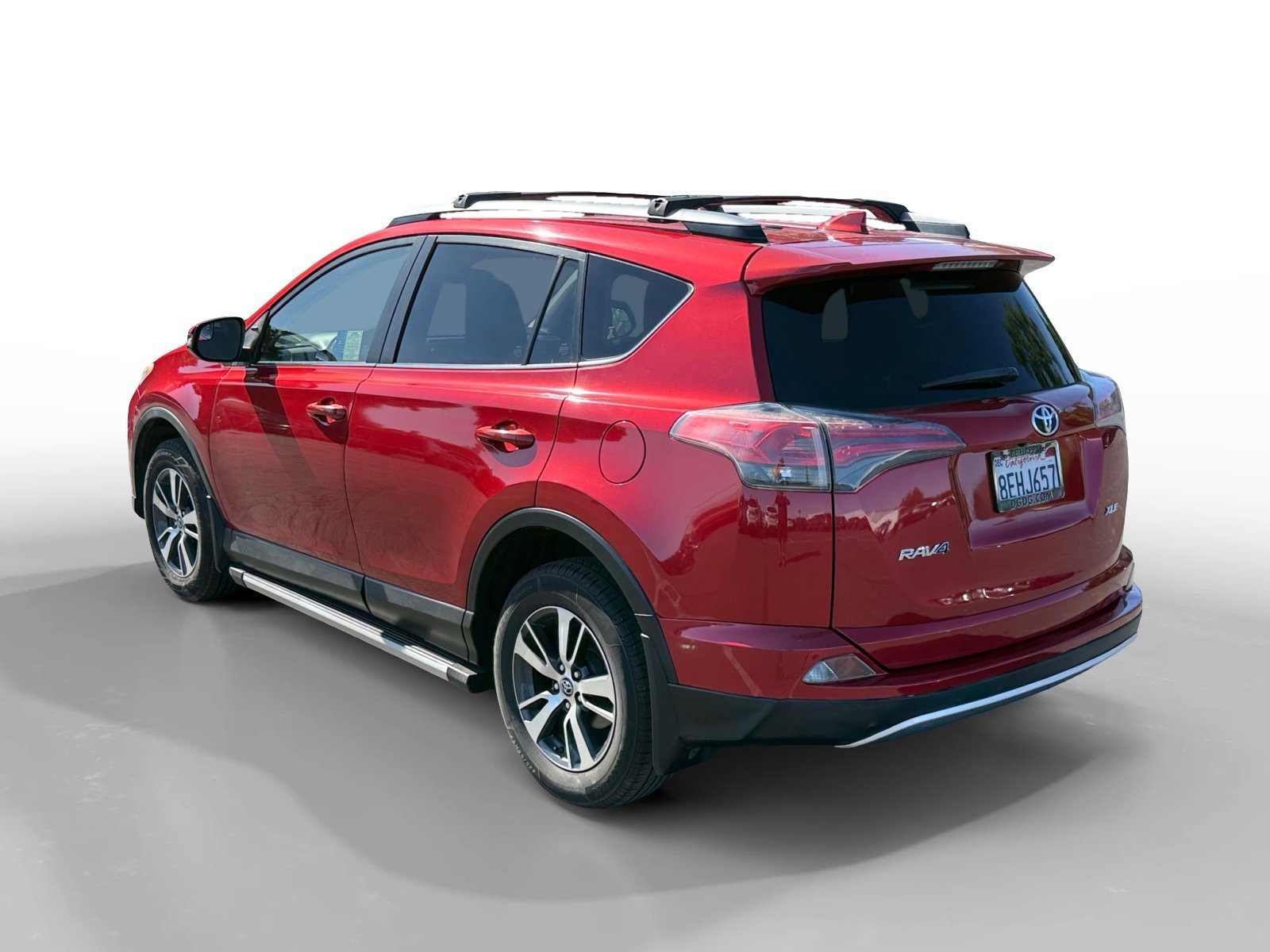 Used 2017 Barcelona Red Metallic Toyota XLE image 3