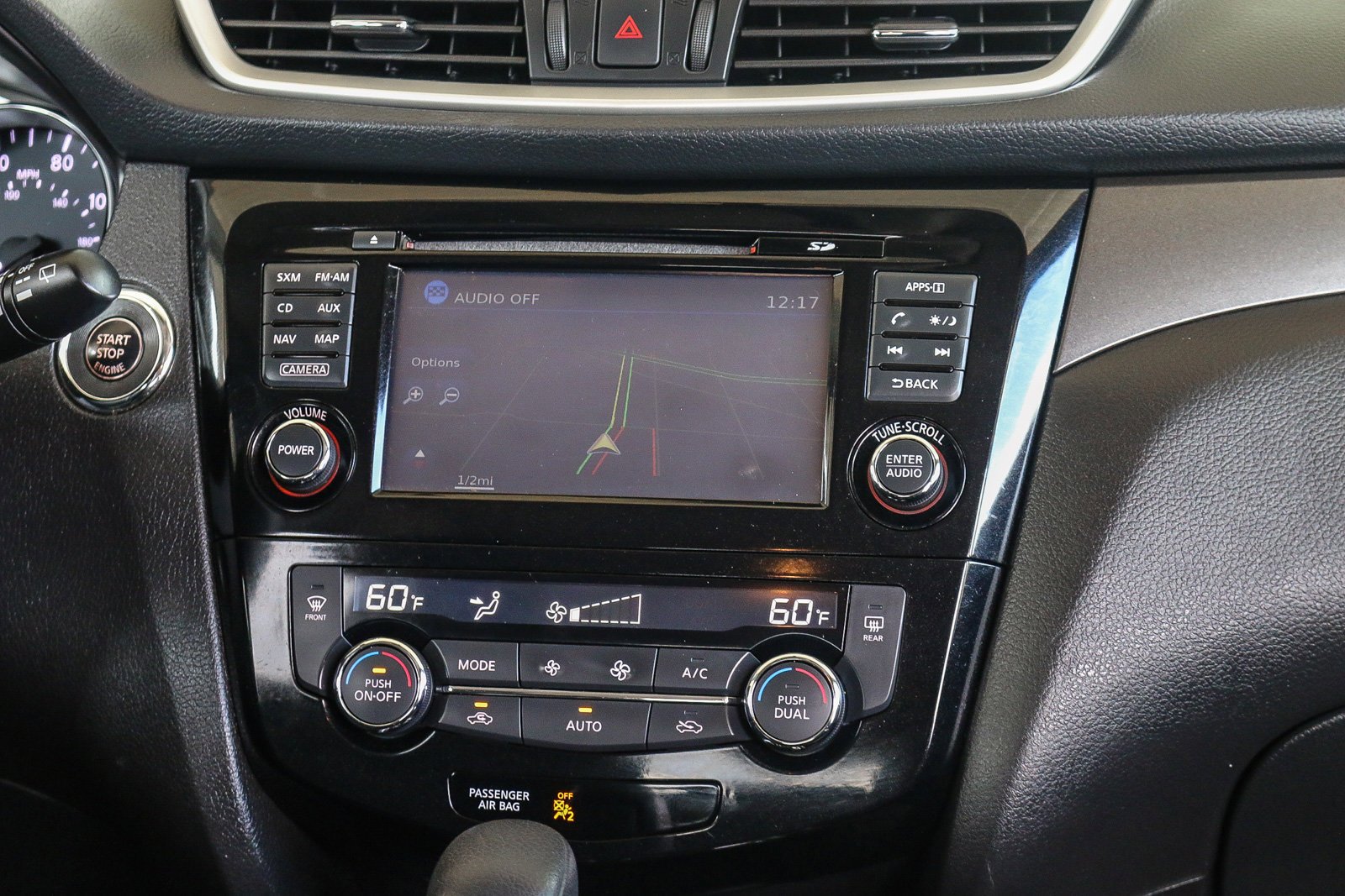 2016 Nissan Rogue SV - Photo 14