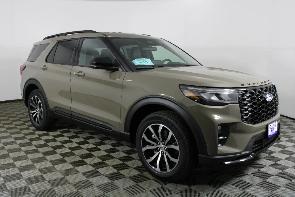 2027 Ford Explorer ST-LINE