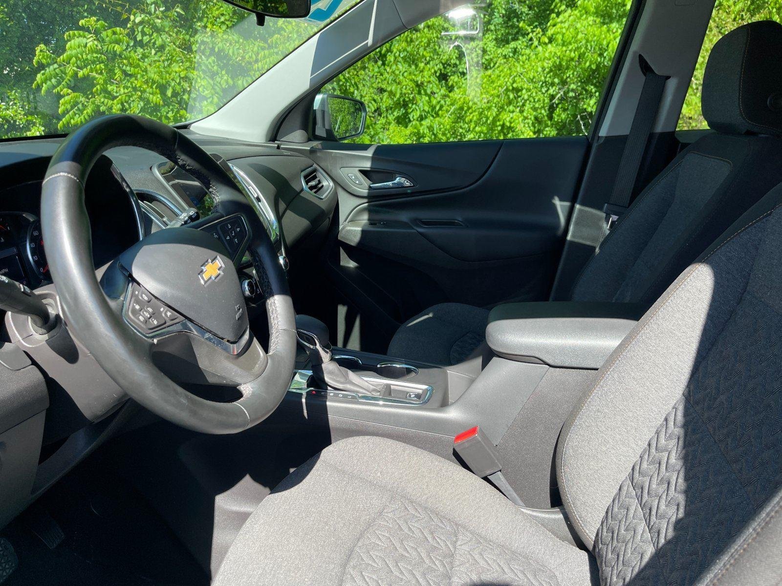 Used 2024 Sterling Gray Metallic Chevrolet LT image 15