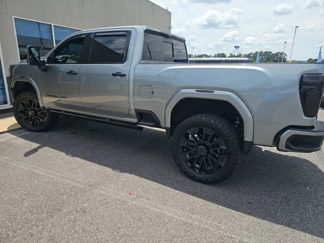 Used 2024 Gray GMC Denali Ultimate image 4