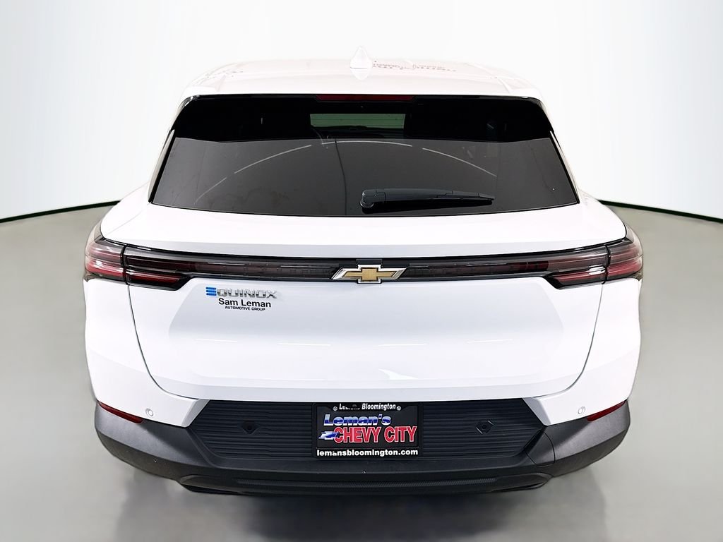 Used 2026 White Chevrolet LT image 7