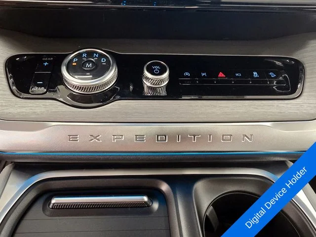 New 2027 Blue Ember Metallic Ford MAX Platinum image 38