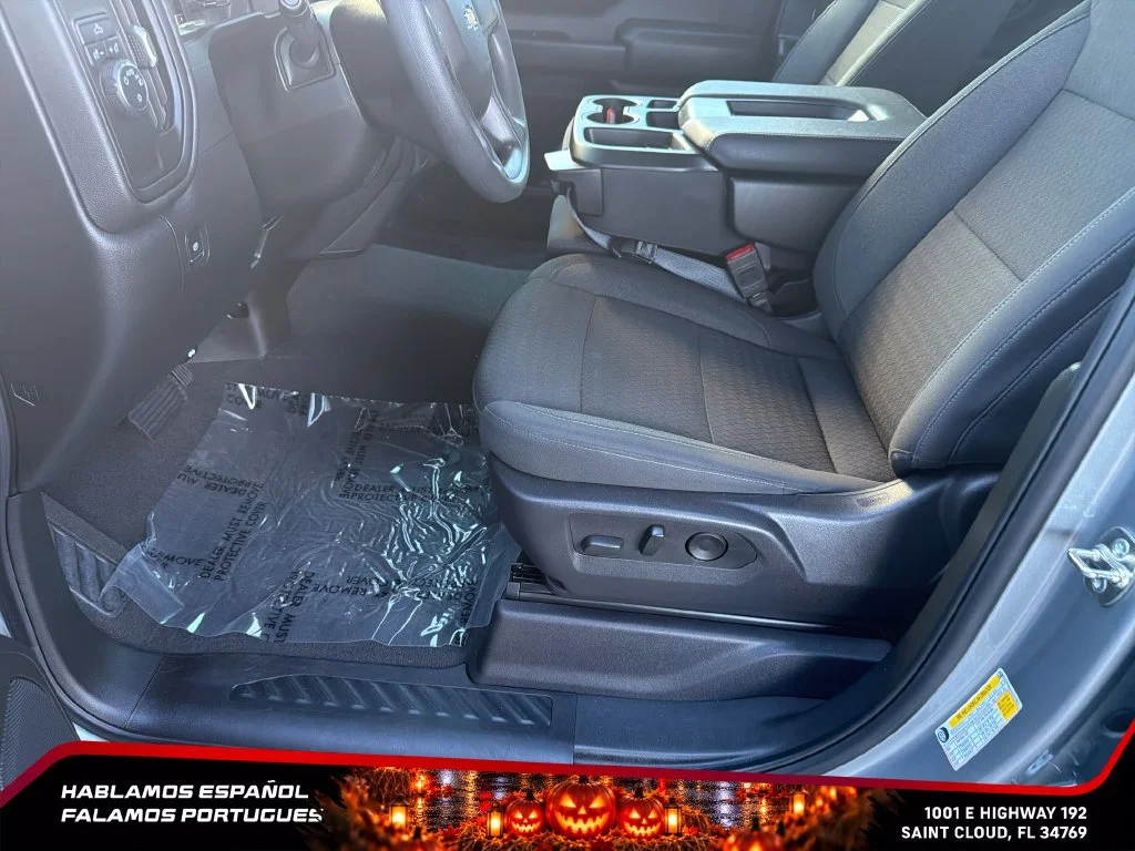 Used 2025 Sterling Gray Metallic Chevrolet Custom image 15