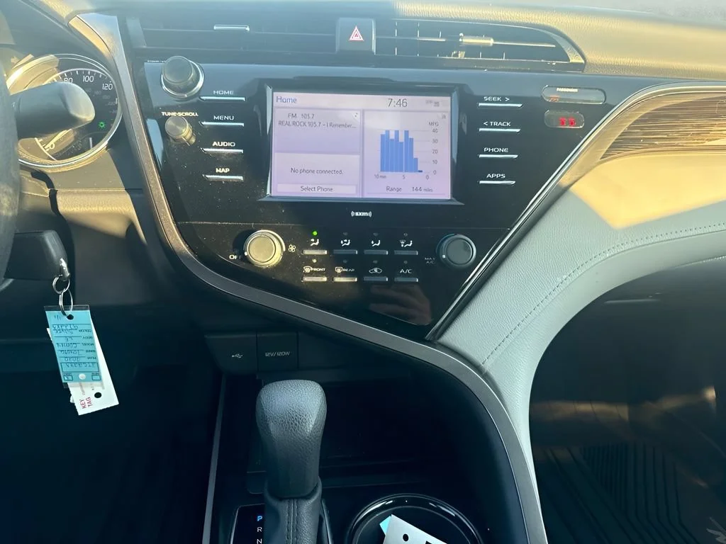 Used 2020  Toyota LE image 11