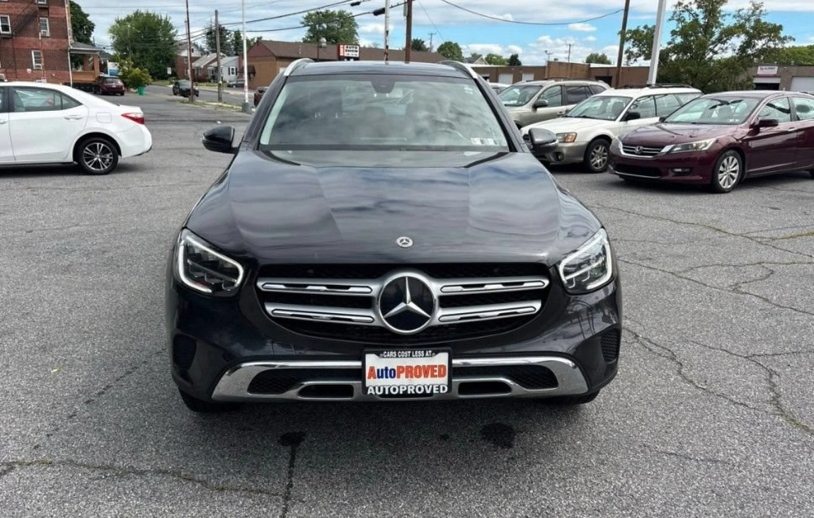 Used 2020 Black Mercedes-Benz GLC 300 image 2