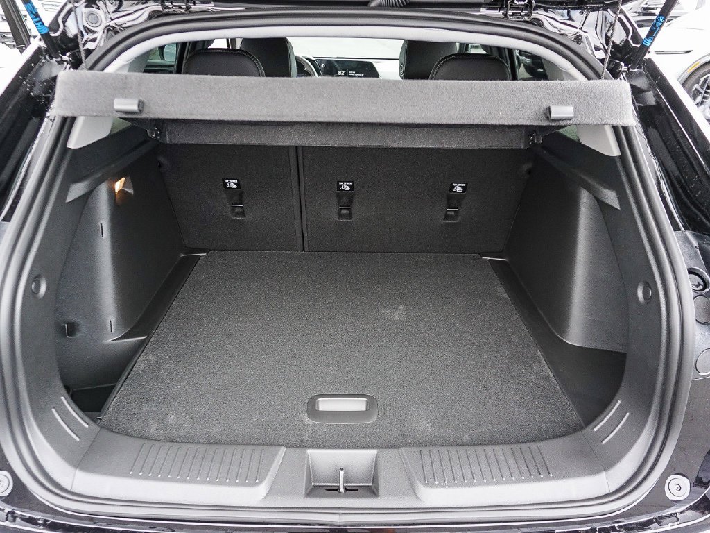 2026 Chevrolet Trax LT - Photo 24