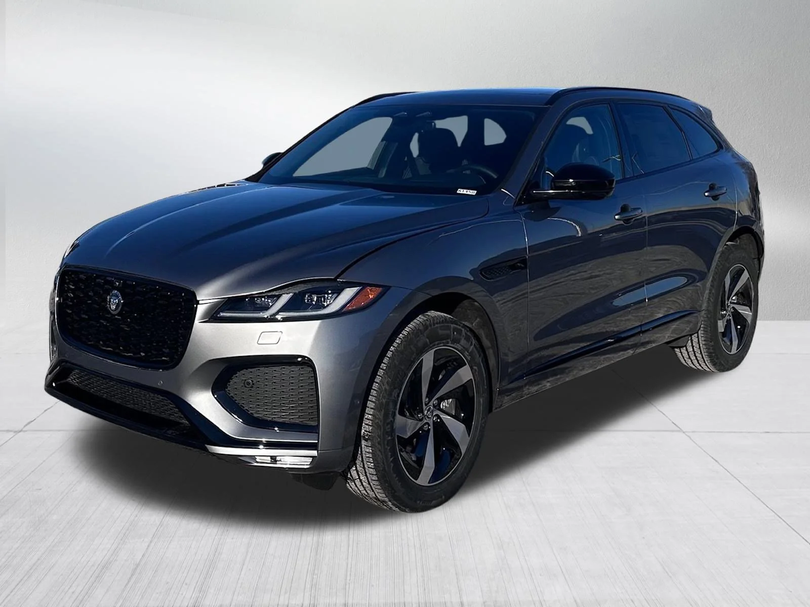 2026 Jaguar F-PACE P250 R-Dynamic S's photo
