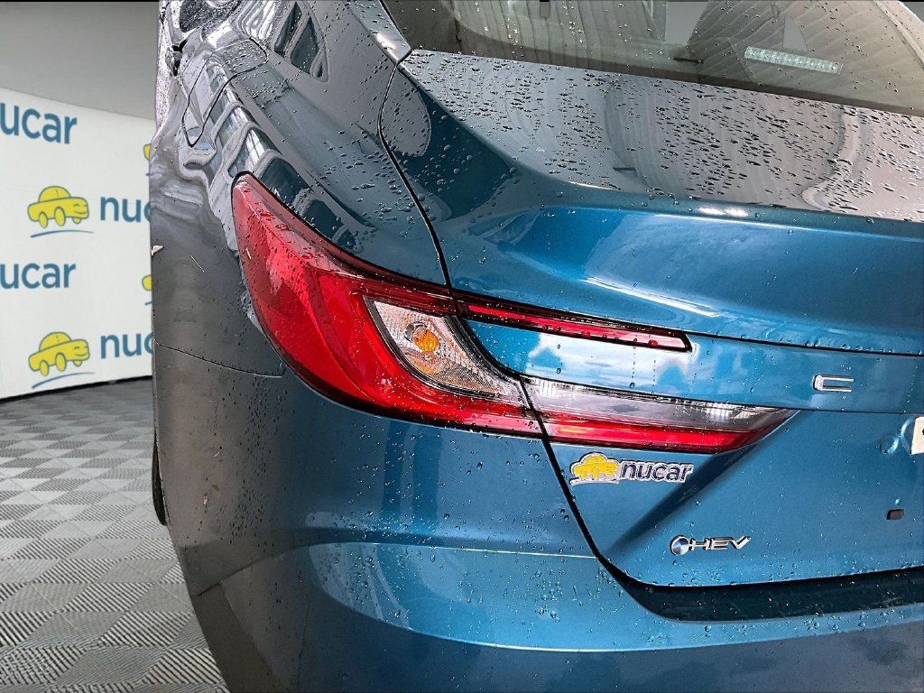Used 2025 Ocean Toyota LE image 32