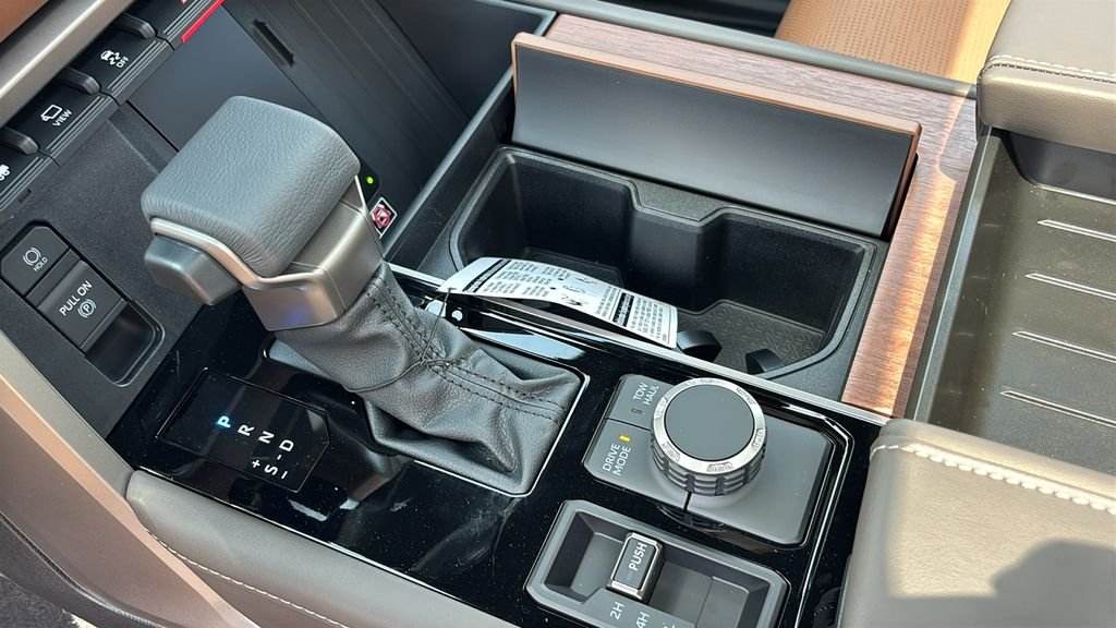 New 2026 Wind Chill Pearl <sup>1</sup> Toyota Tundra 1794 Edition image 24