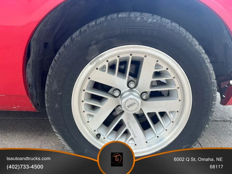 Used 1990 Red Pontiac Formula 2D Coupe image 9