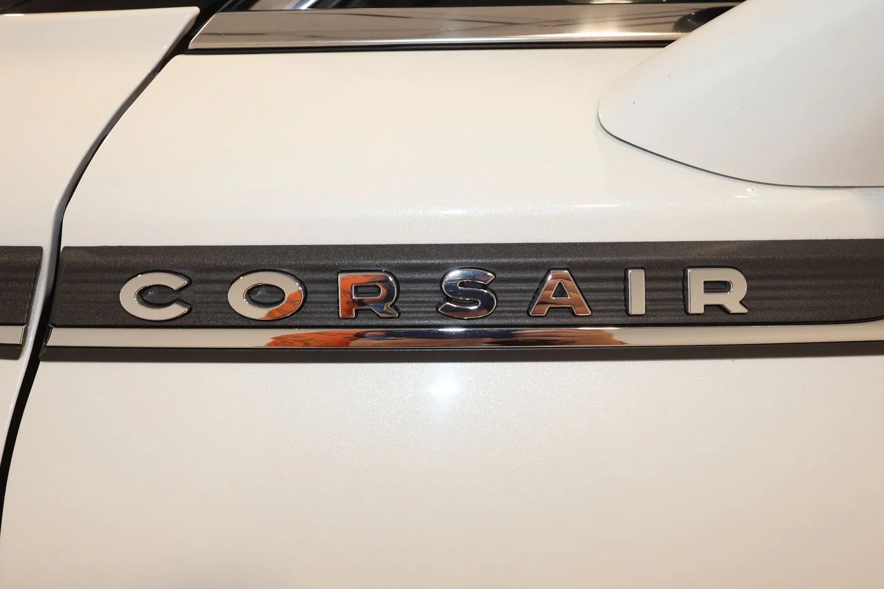 Used 2020 White Lincoln Standard image 22