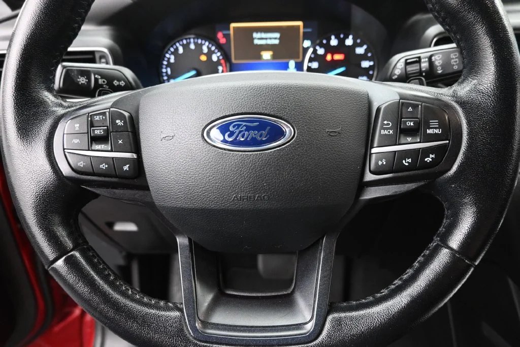 Used 2020 Red Ford XLT image 20