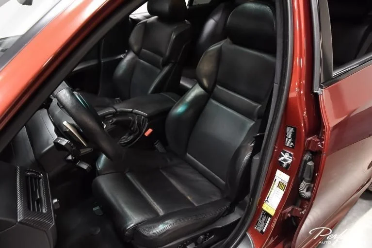 Used 2007 Red BMW Base image 3