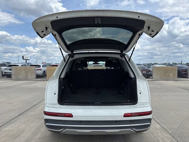 Used 2021 White Audi Premium Plus image 9