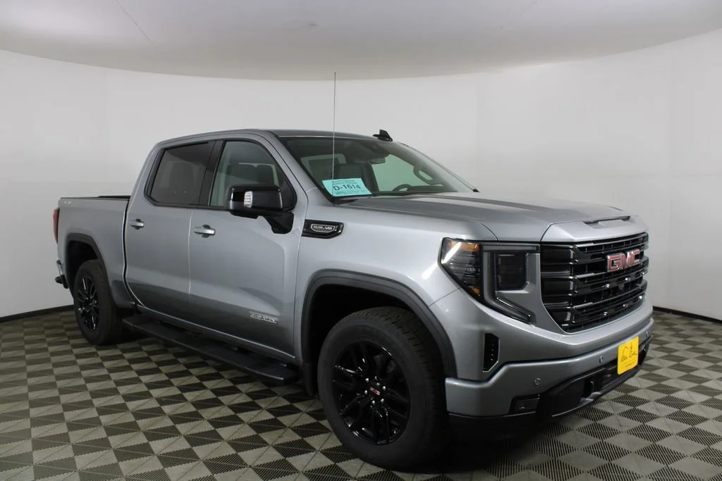 2026 GMC Sierra 4WD Crew Cab Short Box Elevation's photo