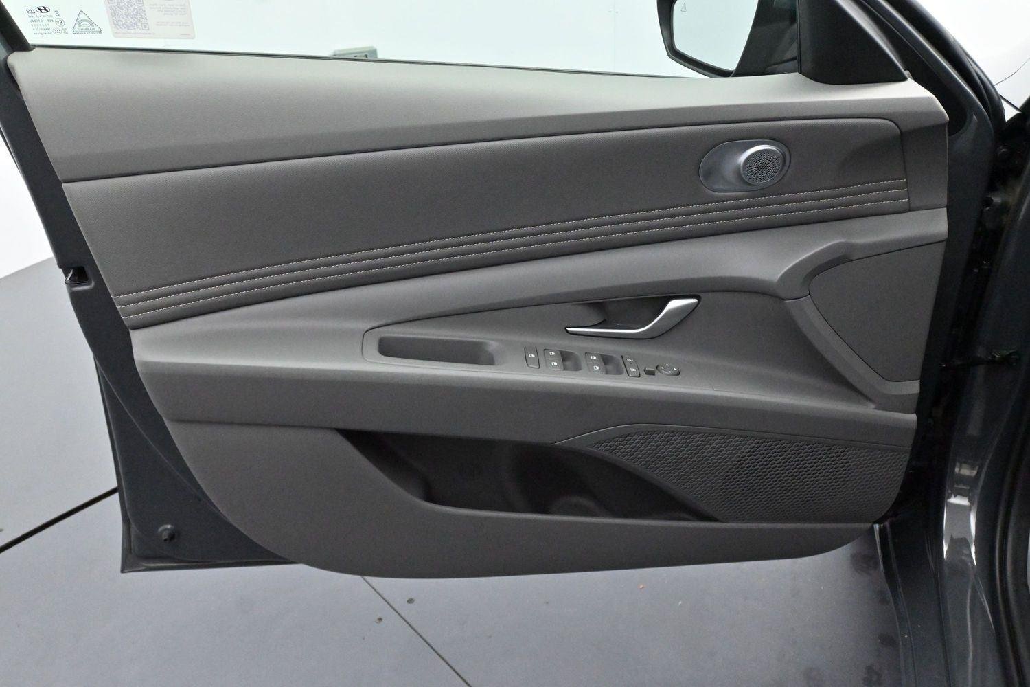 Used 2024 Ecotronic Gray Hyundai SEL image 10