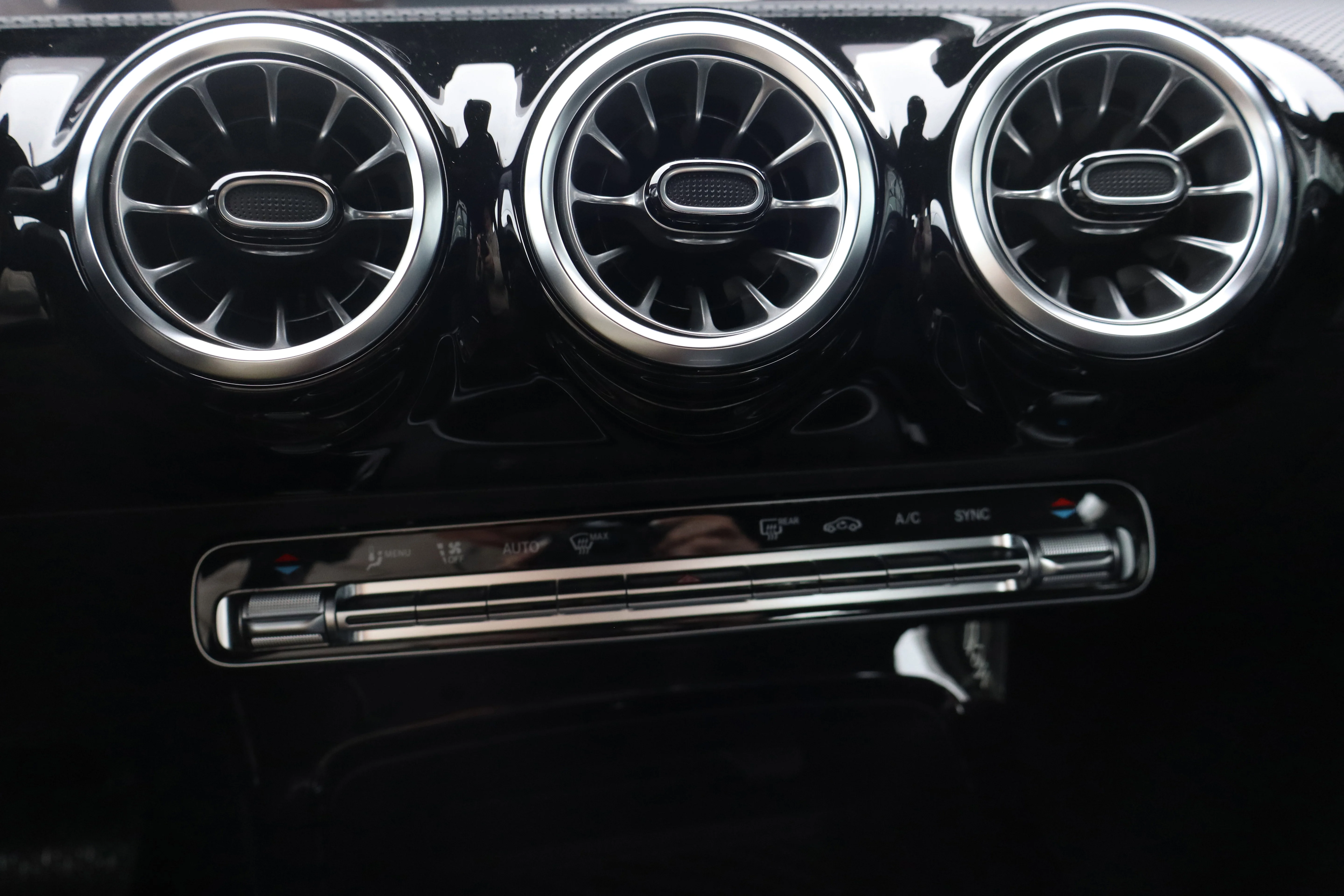 New 2026 Black Mercedes-Benz Cla 250 4matic Coupe image 13