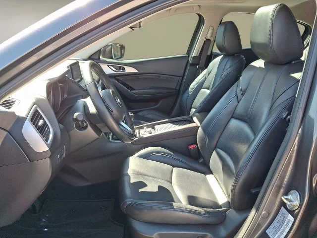 Used 2017 Gray Mazda Touring 2.5 image 12